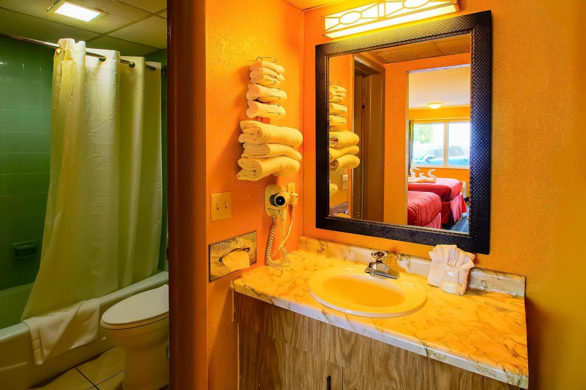 Hotel Tennessee Mountain Riverside By Oyo