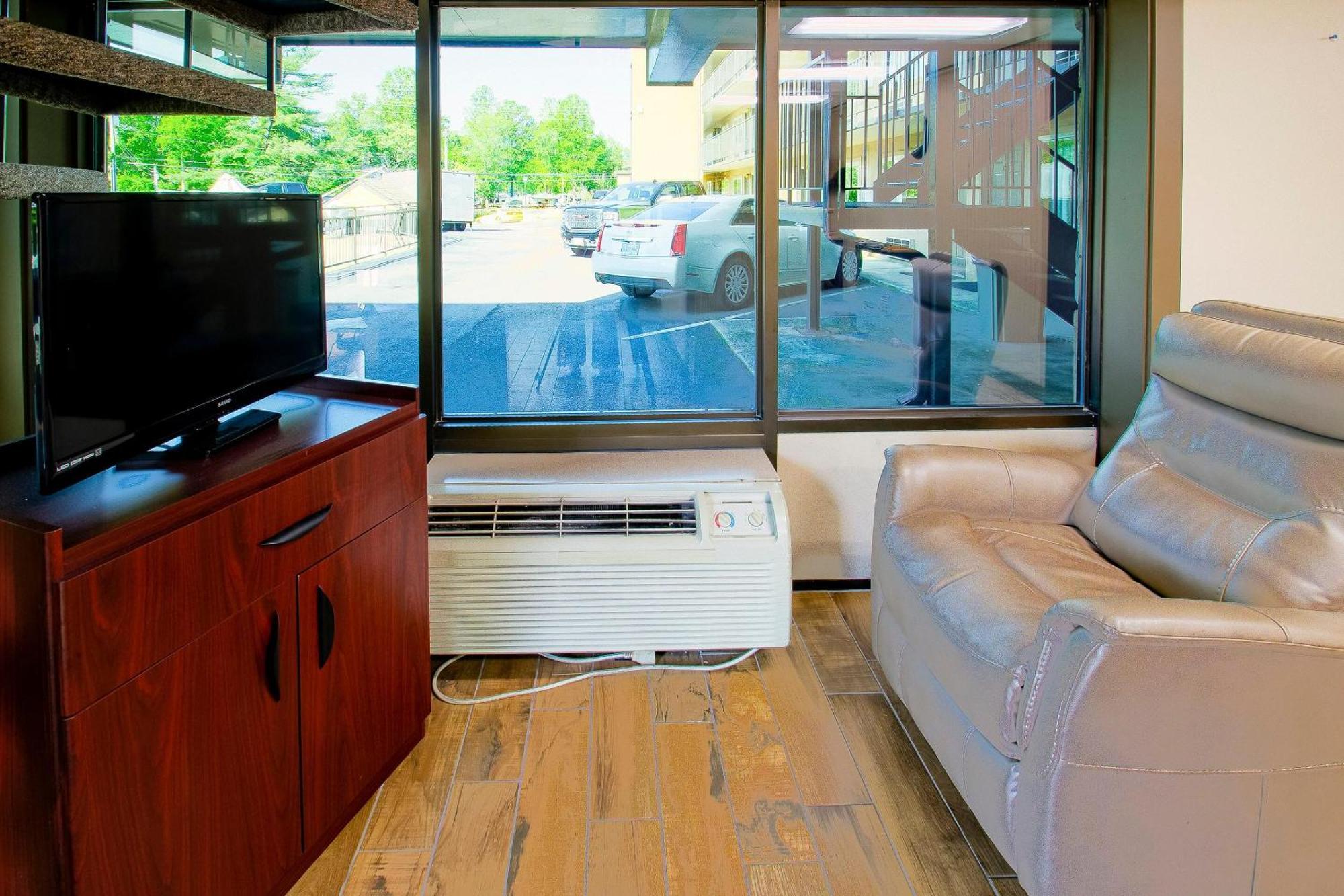 Tennessee Mountain Riverside By Oyo 5*